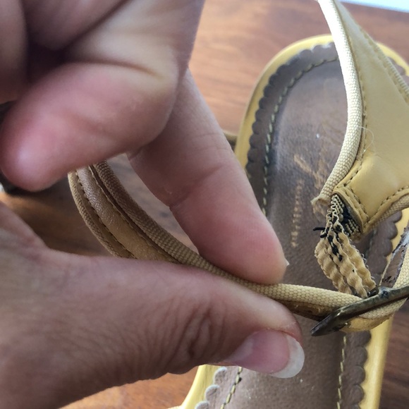 Anthropologie Miss Albright Low Heel with Tassels - Picture 4 of 13